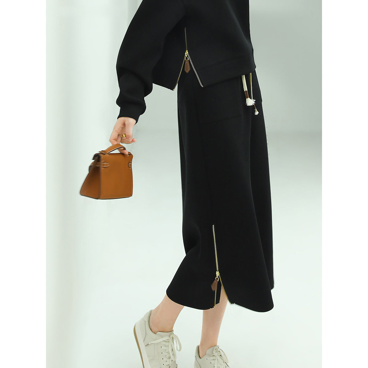 Edgy Black Midi Skit with Side Zip Slit-0