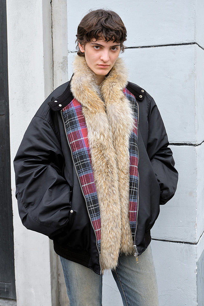 Fireladyfur Lightweight Parka with Detachable Wolf Fur Collar“Urban Warmth Walk”-0