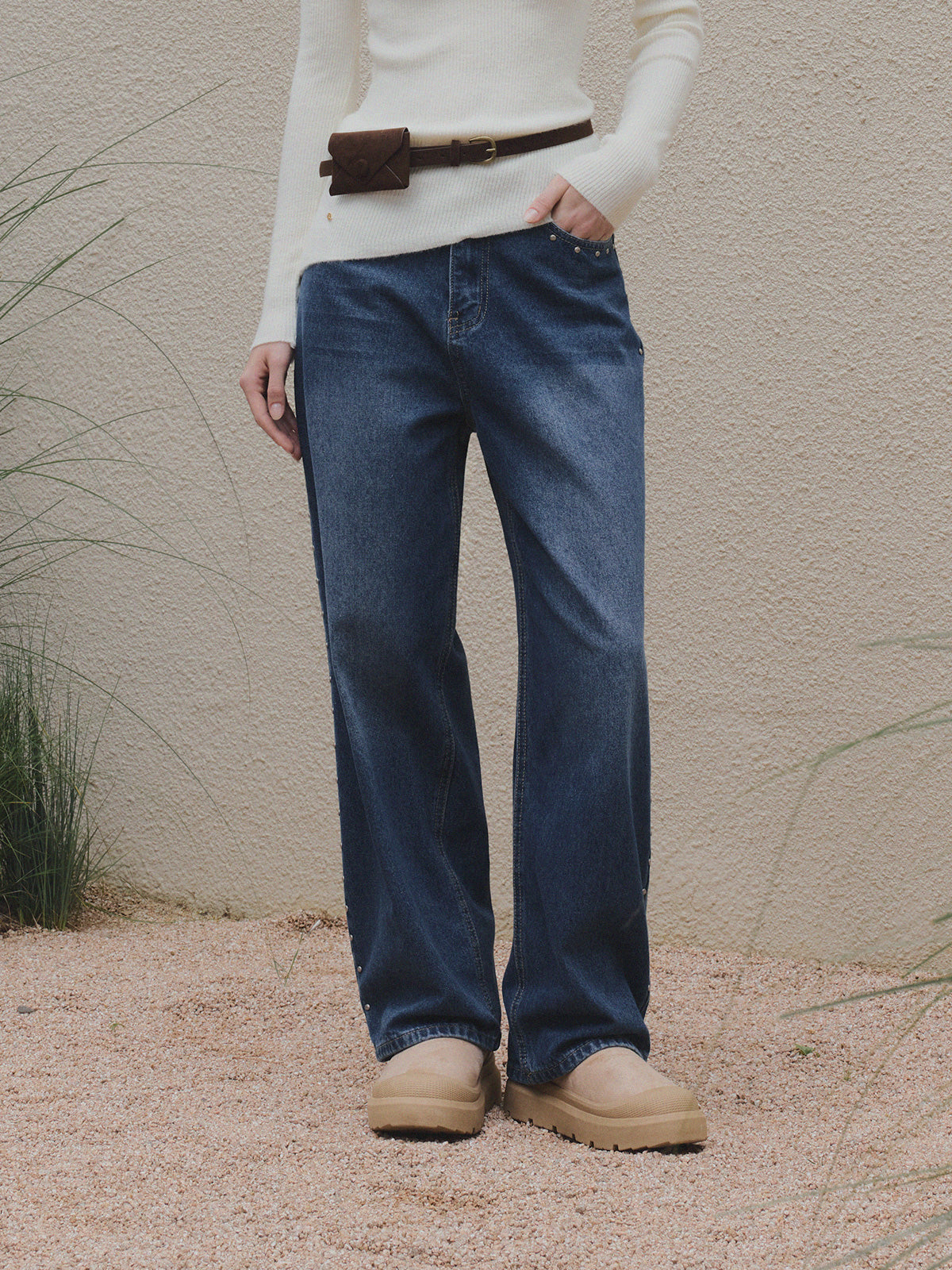 【TWEE】Prezel Stud Wide-Leg Denim Pants