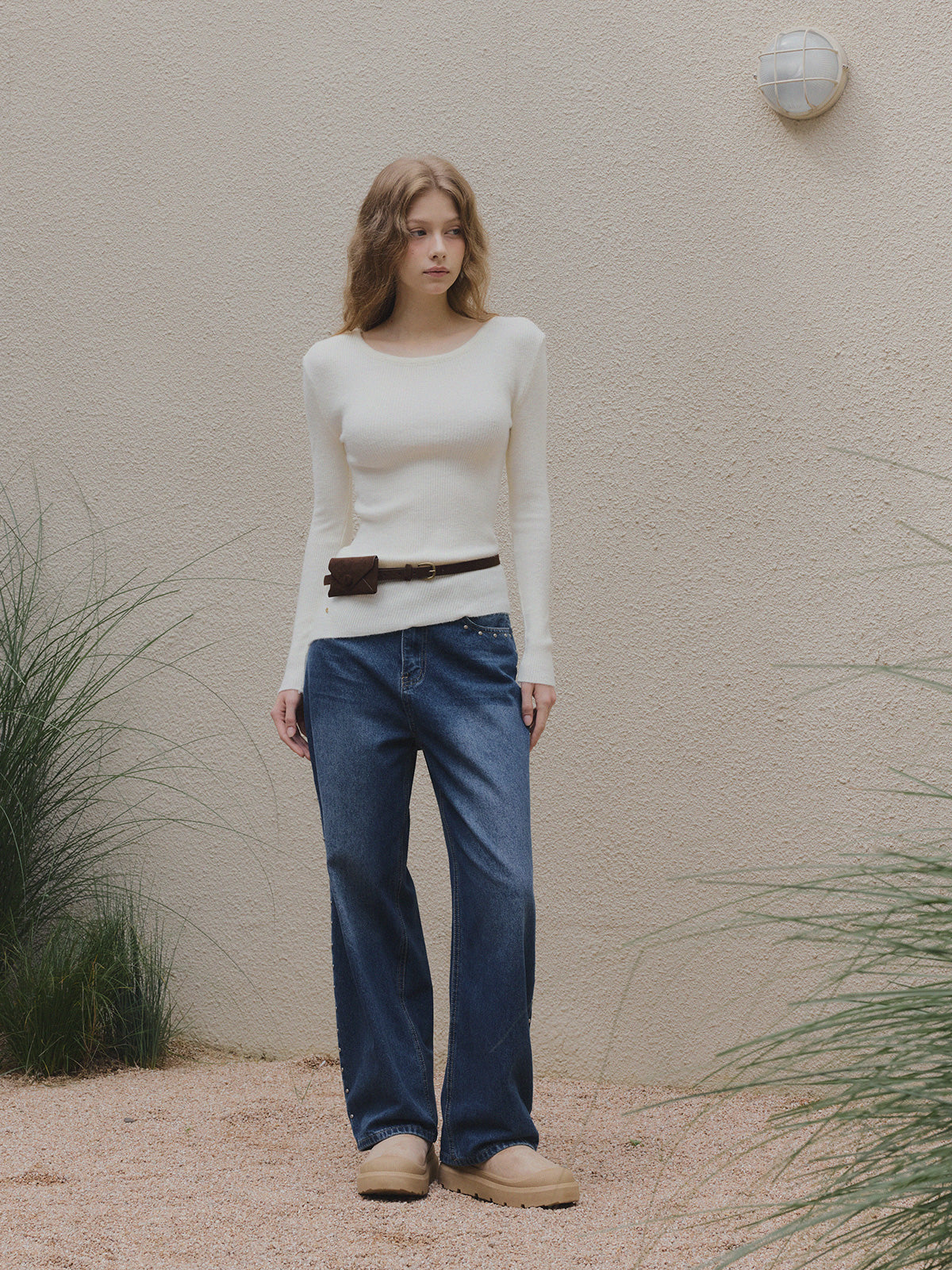 【TWEE】Prezel Stud Wide-Leg Denim Pants
