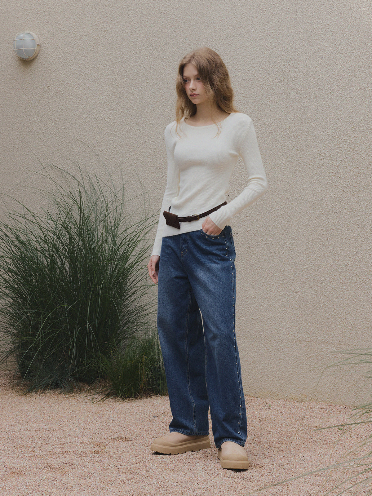 【TWEE】Prezel Stud Wide-Leg Denim Pants
