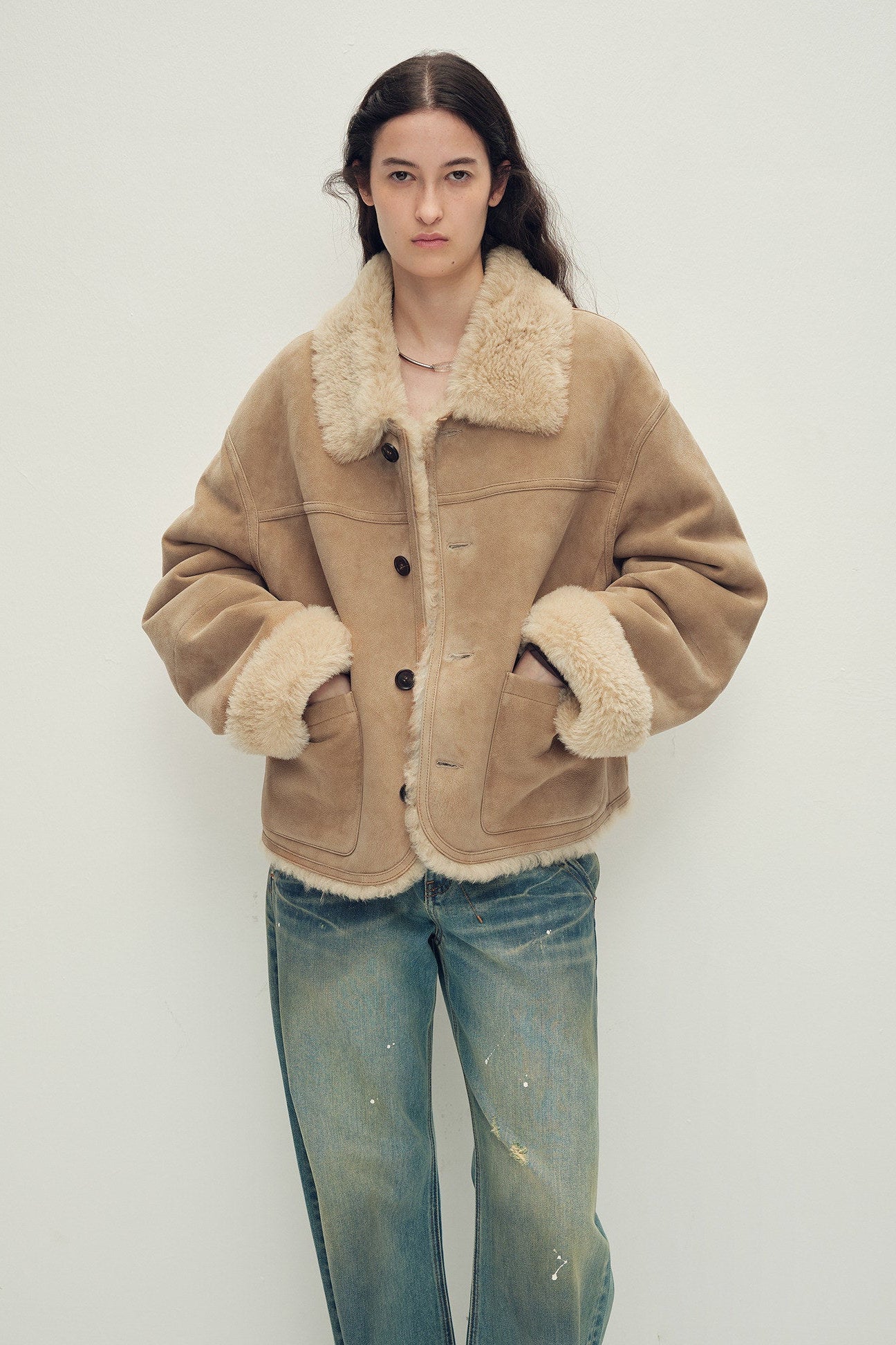 Women‘s Contrast-Collar Shearling Jacket with Shaved Leather Trim & Merino Shearling