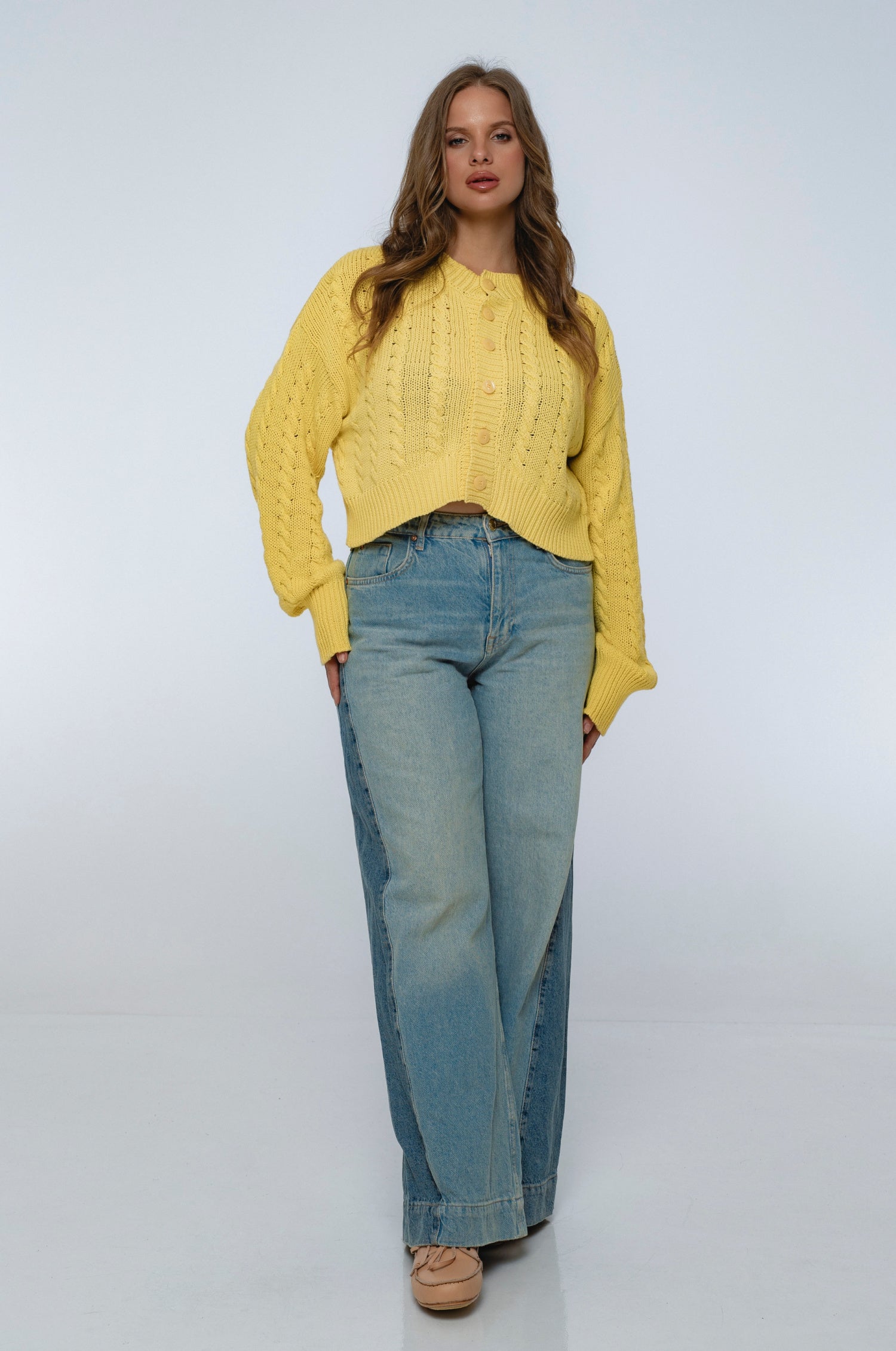Parisse Cropped Knitted Cardigan