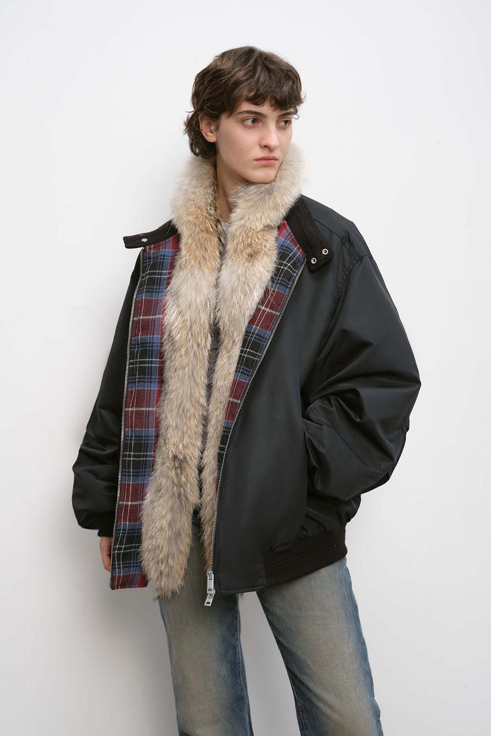 Fireladyfur Lightweight Parka with Detachable Wolf Fur Collar“Urban Warmth Walk”-1