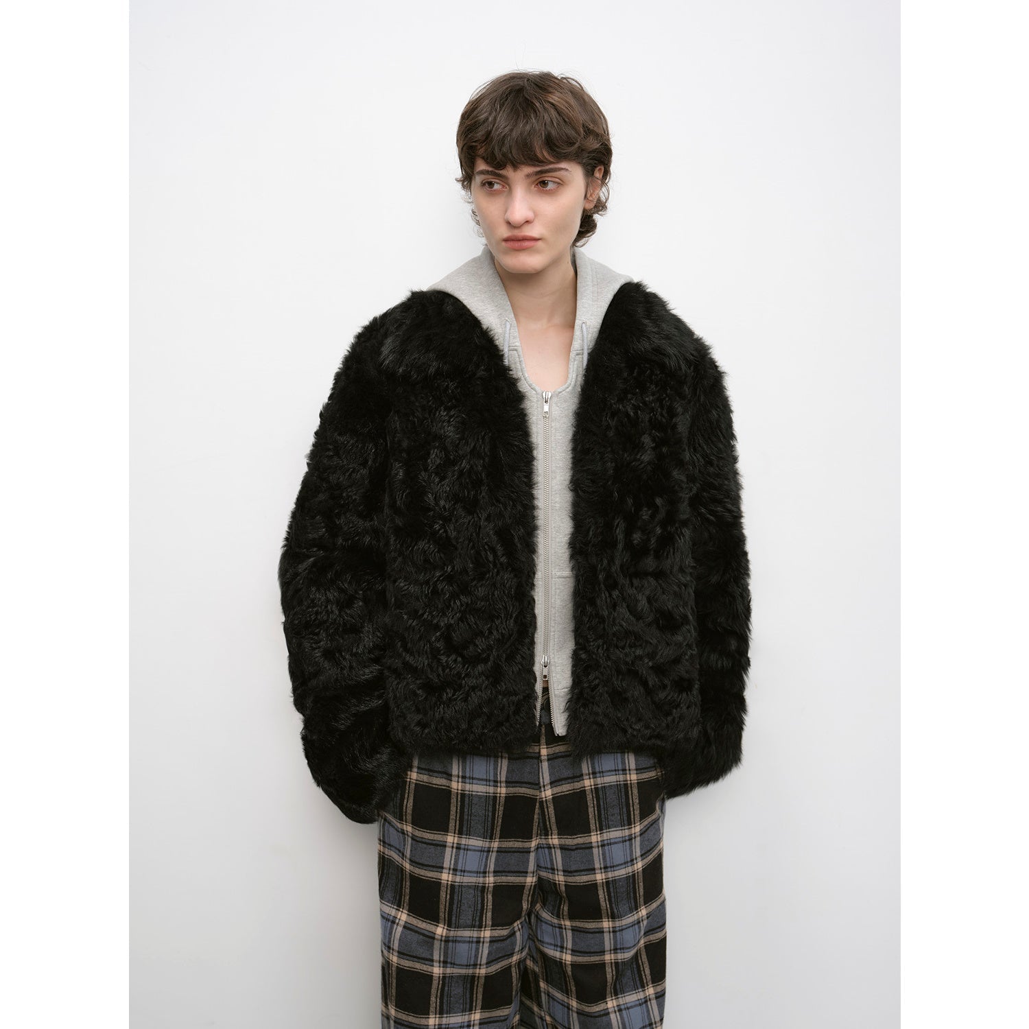 Fireladyfur Women's Soft & Warm Short Wool Sheepskin Coat“Blackmoon Berlin”-4