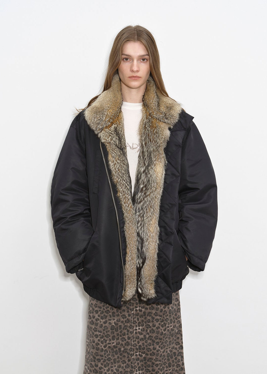 Fireladyfur Women's Warm Winter Down Jacket with a Fluffy Fox Fur Collar“Travel Notes”-6