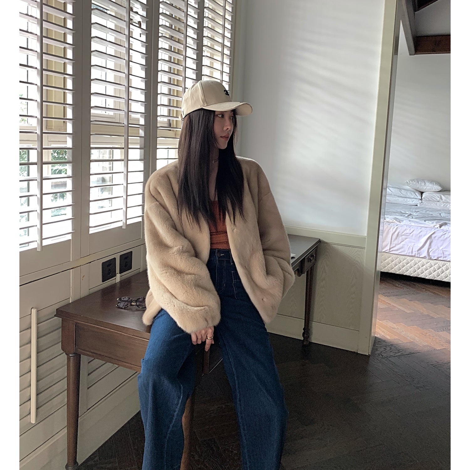 Louvre Mink V-Neck Jacket-8