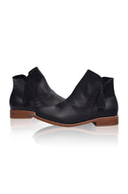 Treasure Leather Ankle Boots (Sz. 8.5)-4