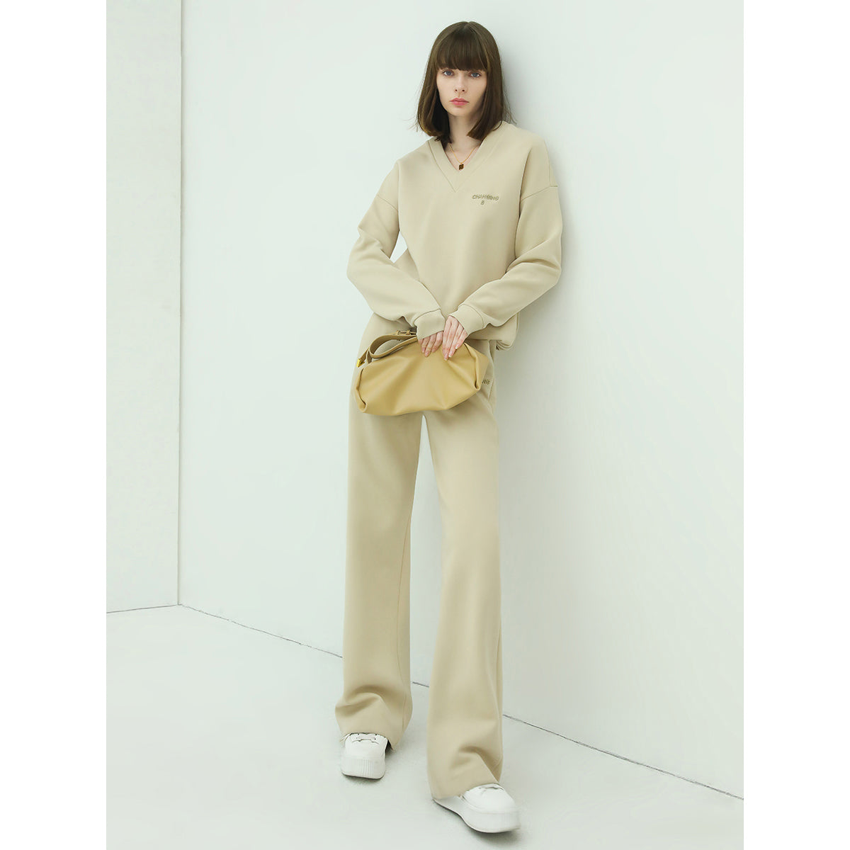Casual Airy Cream Sweater Pants-1