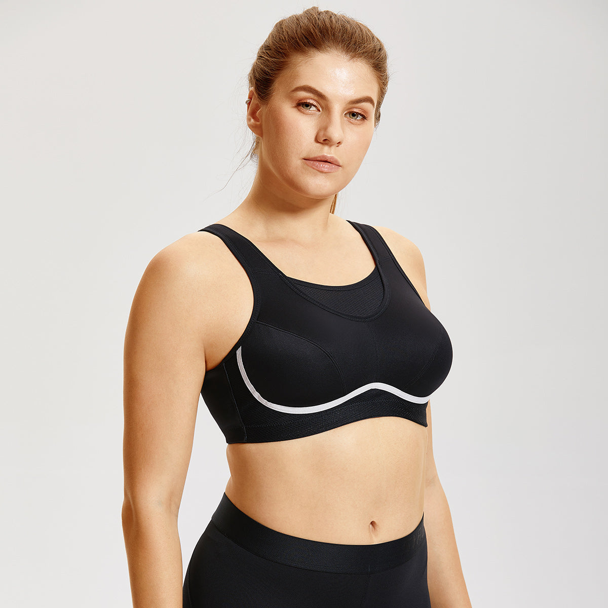 Max Comfort Lightweight Mesh Planel Full Cup Sports Bra